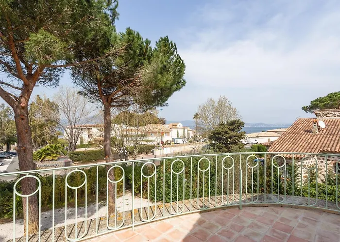 Maison D'orange - La Pinede Apartamento