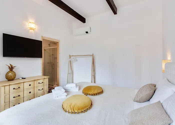 Maison D'orange - La Pinede